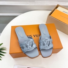 Louis Vuitton Slippers